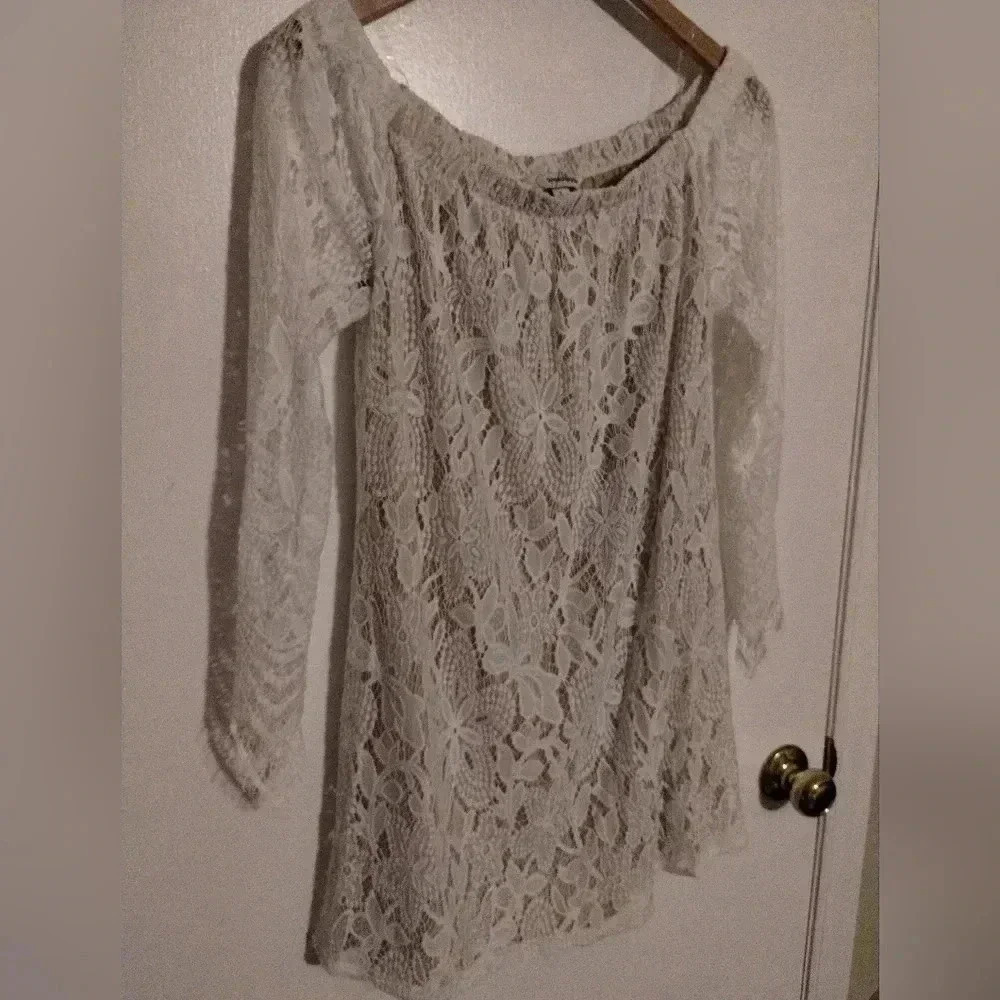 Speechless L ivory dress